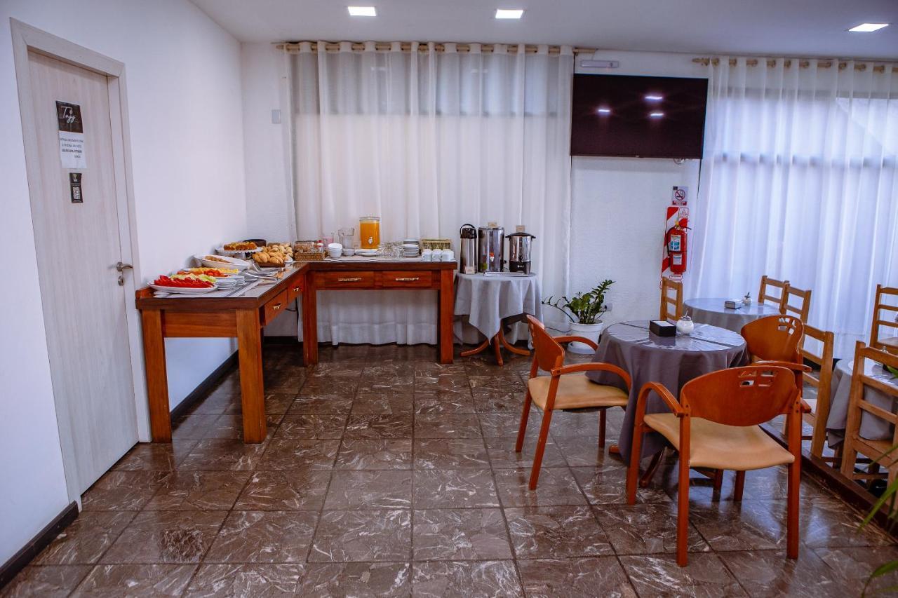 Tajy Iguazu Hotel Puerto Iguazu Bagian luar foto