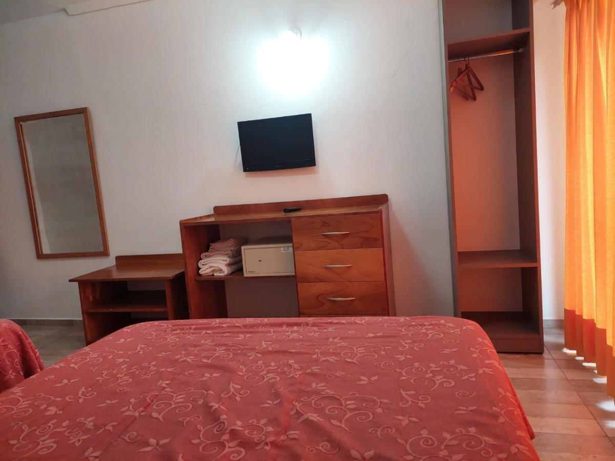 Tajy Iguazu Hotel Puerto Iguazu Bagian luar foto