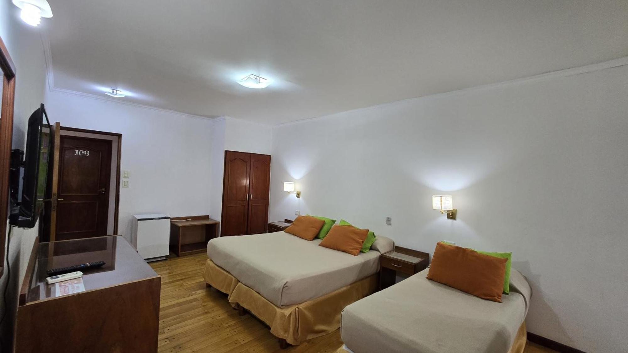 Tajy Iguazu Hotel Puerto Iguazu Bagian luar foto